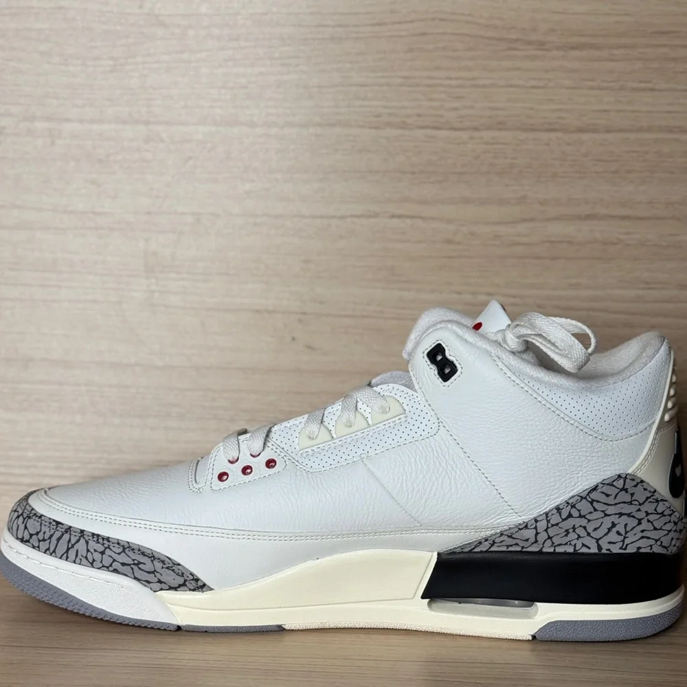 Nike Air Jordan 3 retro Reimagined white cement